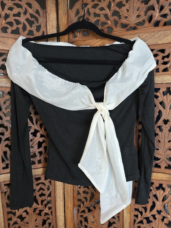 Commense Tops - Commense Black Long Sleeve Top with Cream Tie-Detail